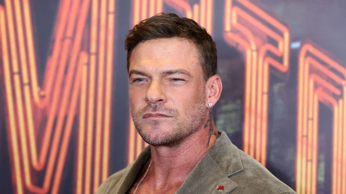 Alan Ritchson